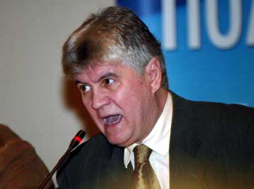 Δριμεία κριτική Γκαγκάτση σε Ορφανό για την απόφαση της FIFA