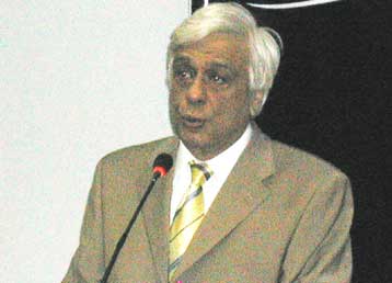 Αλλαγές στις εξετάσεις για τις σχολές Δημόσιας Διοίκησης και Τοπικής Αυτοδιοίκησης