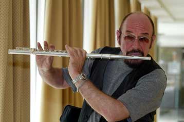 Ο Ίαν Αντερσον στο Ρωμαϊκό Ωδείο της Πάτρας στις 7 Ιουλίου