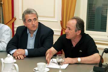 Ανέλαβε καθήκοντα ο νέος πρόεδρος της ΓΣΕΕ Γιάννης Παναγόπουλος