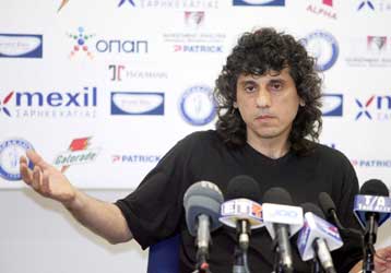 Μήνυση σε βάρος του Σπανουδάκη κατέθεσε ο Χούλης-Ο Κωφίδης καταδίκασε τα επεισόδια