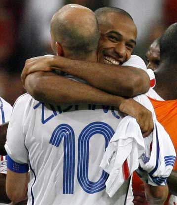 Ο Ντομενέκ θέλει να φτάσει στο τέλος, ο Ανρί να λάμψει ενώ ο Τιράμ ένοιωσε παιδάκι