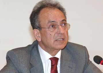 Προτάσεις-βόμβα για Αιγαίο και Εύξεινο Πόντο δέχθηκε ο Δ.Σιούφας