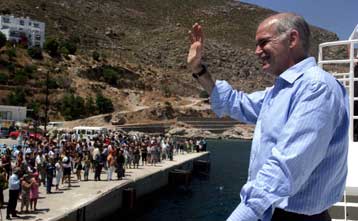 Επίθεση Παπανδρέου στην κυβέρνηση για τα προβλήματα ακτοπλοΐας στο Αιγαίο