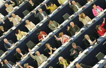 Παθητική η ΕΕ έναντι της δράσης της CIA, λέει το Ευρωπαϊκό Κοινοβούλιο