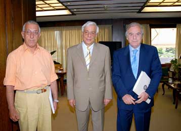 Με τον υπουργό Εσωτερικών συναντήθηκε ο υποψήφιος δήμαρχος Ν.Κακλαμάνης