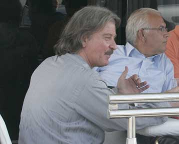 Θέλει να επανέλθει ο Καμπάνης για την ΠΑΕ ΠΑΟΚ, χειρουργείται ο Χαραλάμπους