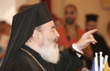 Ανησυχία για τα εθνικά θέματα εκφράζει ο αρχιεπίσκοπος Χριστόδουλος