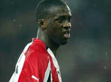 Μαζί με τον αδερφό του στην Αρσεναλ στέλνουν τον Γιάγια Τουρέ οι Βρετανοί