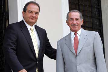 Σενάρια εξελίξεων θα εξεταστούν κατά τις επαφές του Τ.Παπαδόπουλου στην Αθήνα