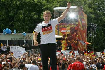 Αναποφάσιστοι οι Κλίνσμαν και Σκολάρι για το μέλλον τους