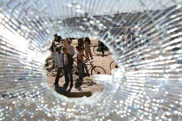 Αλλος ένας στρατιώτης της ISAF και 15 Ταλιμπάν νεκροί στο Αφγανιστάν