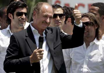 Ο Σκολάρι θέλει να παραμείνει στο τιμόνι της εθνικής Πορτογαλίας