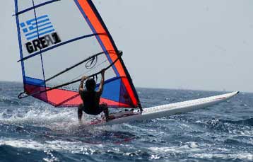 O Kακλαμανάκης δεν μπορεί να μείνει μακριά από την κορυφή