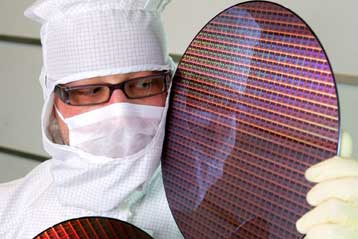 Μαγνητικό τσιπ δίνει την πρώτη μνήμη που δεν σβήνει