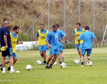 Κατάληψη των γραφείων της ΠΑΕ Ηρακλής από οπαδούς