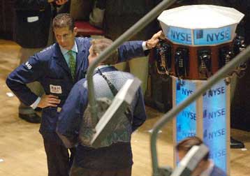 Μικρή άνοδος τη Δευτέρα σε Γουόλ Στριτ και ευρωπαϊκά χρηματιστήρια