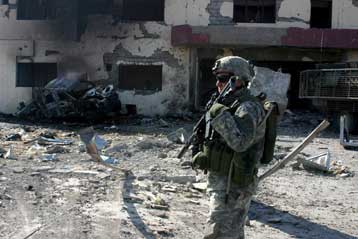 Βίντεο – σοκ με τα ακρωτηριασμένα πτώματα δύο Αμερικανών δημοσιοποίησε η Αλ Κάιντα