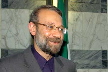 Κρίσιμες επαφές Λαριτζανί στις Βρυξέλλες για τα πυρηνικά του Ιράν