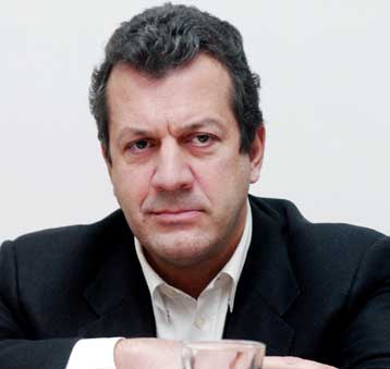 Σωρεία παραιτήσεων στον Ηρακλή και επιστροφή Φανάρα