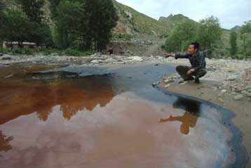 Σοβαρός περιβαλλοντικός κίνδυνος τα μισά χημικά εργοστάσια της Κίνας