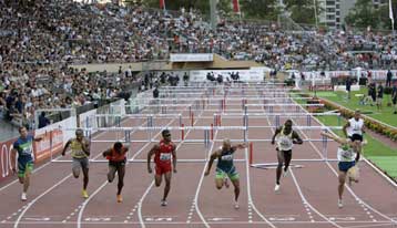 Παγκόσμιο ρεκόρ από τον Κινέζο Λιου Ξανγκ στα 110μ εμπόδια