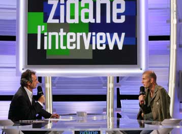 Ο Ματεράτσι έβρισε τη μητέρα και την αδελφή μου, εξήγησε ο Ζινεντίν Ζιντάν