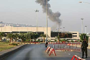 Σε αποκλεισμό του Λιβάνου από αέρος και θαλάσσης προχώρησε το Ισραήλ