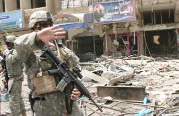 Δολοφονία στρατιωτών και επιθέσεις κατά τεμενών συνθέτουν το σκηνικό στο Ιράκ