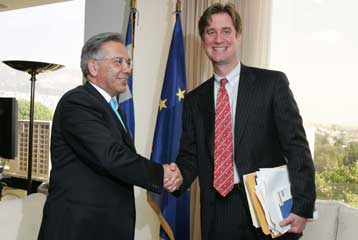 Το Κυπριακό στο επίκεντρο συνάντησης Βαληνάκη με τον Μάθιου Μπράιζα