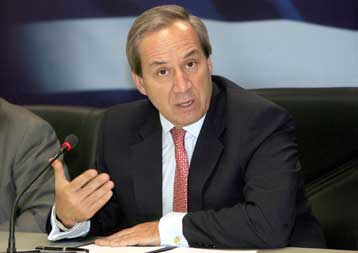 Μηνύματα κατά της δημοσιονομικής χαλάρωσης από Αλογοσκούφη και Μπαρόζο