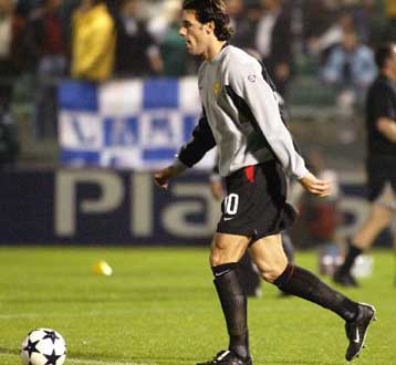 Ο Φαν Νίστελροϊ κοντά στη Ρεάλ Μαδρίτης