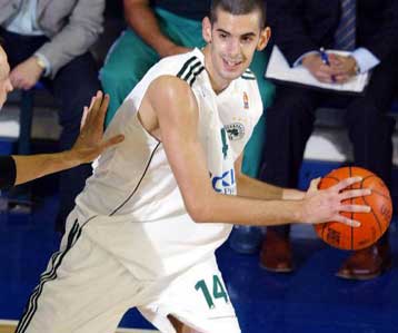 Λυτρωτής ο Σάκοτα στο 78-77 της εθνικής νέων ανδρών επί της Βουλγαρίας