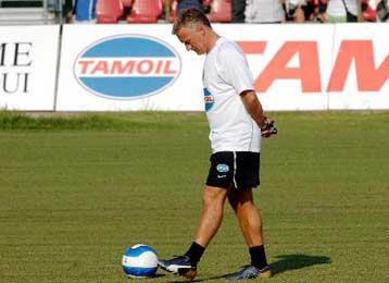 Δεν προβλέπει άνοδο της Γιουβέντους για φέτος ο Ντεσάμπ