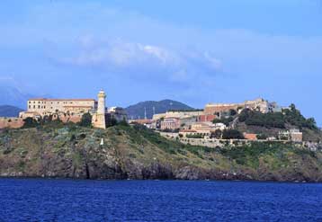 Συντριβή αεροσκάφους στην Ιταλία με πέντε νεκρούς Γερμανούς