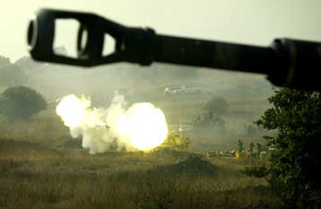 Ισραηλινές επιθέσεις σε όλα τα μέτωπα του Λιβάνου