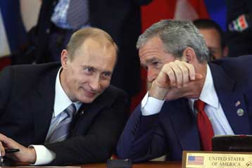 Ανησυχία για την έλλειψη ανταπόκρισης από το Ιράν εξέφρασαν Μπους και Πούτιν