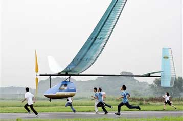 Παρθενική απογείωση για το πρώτο αεροπλάνο που κινείται με μπαταρίες