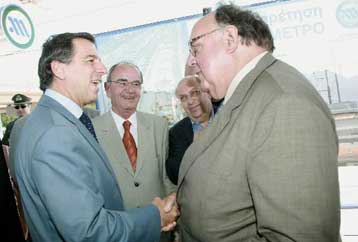 Εγκαίνια Λιάπη στους τρεις νέους σταθμούς του προαστιακού Αθηνών-Κορίνθου