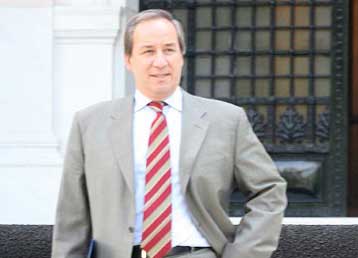 Ανησυχία στην κυβέρνηση για τις υψηλές τιμές του πετρελαίου