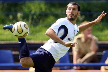 Μίλαν ή… ξενιτιά οι επιλογές για τον Τζιανλούκα Τζαμπρότα