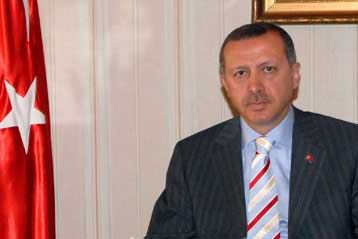 Δύο μέτρα και δύο σταθμά από τις ΗΠΑ, καταγγέλλει ο Ερντογάν