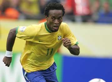 Θα παίξω σε ομάδα Champions League, ξεκαθαρίζει ο Ζε Ρομπέρτο