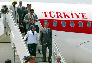 Αρση της απομόνωσης των Τουρκοκυπρίων ζήτησε από τα Κατεχόμενα ο Ταγίπ Ερντογάν