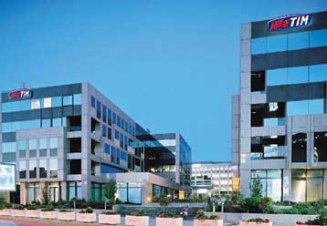 Το ενδεχόμενο πώλησης της ΤΙΜ εξετάζουν Apax Partners και Texas Pacific Group