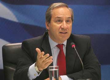 Κόκκινη κάρτα Αλογοσκούφη στην πρόταση της Τράπεζας Κύπρου για Εμπορική