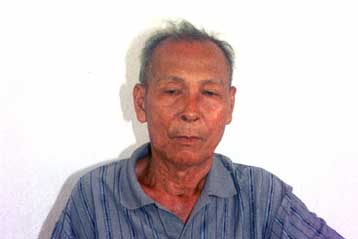 Απεβίωσε ο «Χασάπης» των Ερυθρών Χμερ, Τα Μοκ