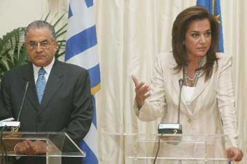 Ξεκάθαρη η θέση της Ελλάδας υπέρ εκεχειρίας στο Λίβανο, τονίζει η Ντ.Μπακογιάννη