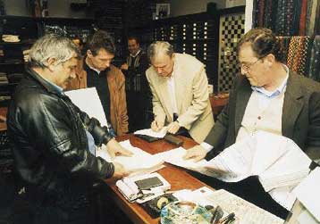 Σαρωτικοί έλεγχοι σε επιχειρήσεις όλης της χώρας για φοροδιαφυγή