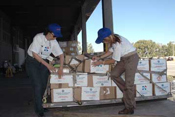 Είδη πρώτης ανάγκης στέλνουν Ελλάδα και Κύπρος στο Λίβανο